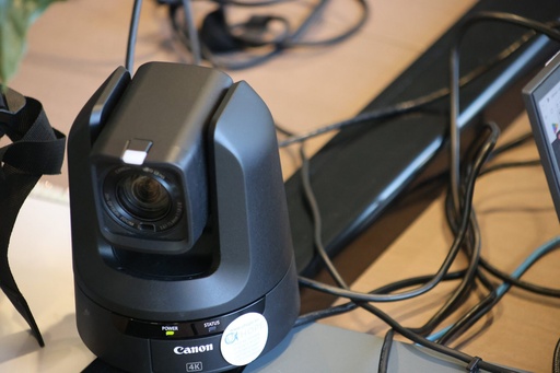 Caméra PTZ 4K installée par U'HOPE pour S@lomon et D@niel